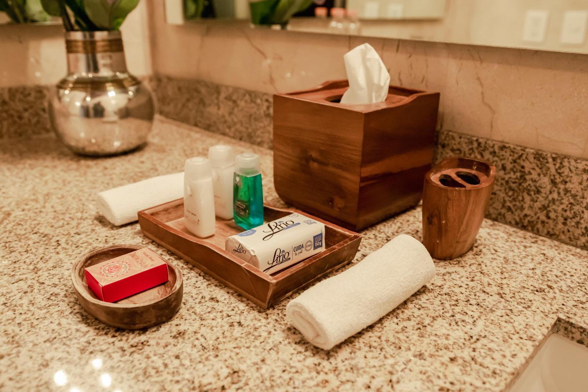 La Casona Del Banco Hotel Boutique Парас де ла Фуенте Екстериор снимка